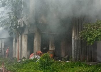 Gudang Barang Bekas Terbakar di Mangunreja Tasikmalaya, 8 Unit Kendaraan Pemadam Dikerahkan