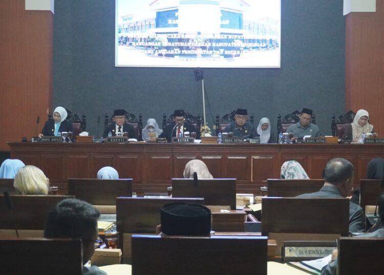 DPRD Kuningan Soroti Perubahan Raperda Perumda BPR Menjadi Perseroda