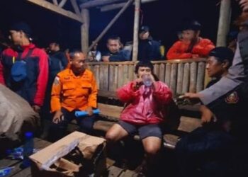 Tim SAR Akhirnya Temukan Korban yang Jatuh ke Lembah Gunung Burangrang, Ini Kondisinya