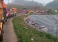 Gawat, TPAS Sarimukti Over Load, Ratusan Truk Pengangkut Sampah Antre, Banyak Sopir Menginap