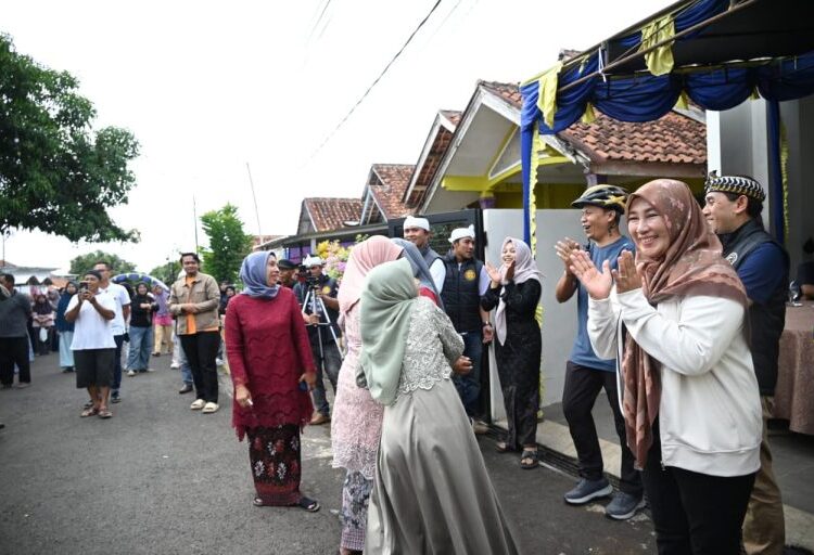 Desa Padarek Kuningan Luncurkan Program Car Free Day