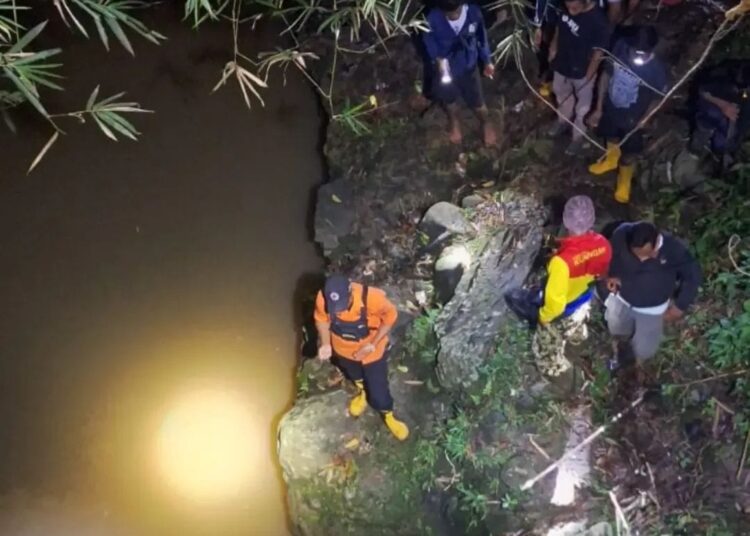 Seorang Remaja Hilang Diduga Tenggelam Saat Mancing di Sungai Cisanggarung