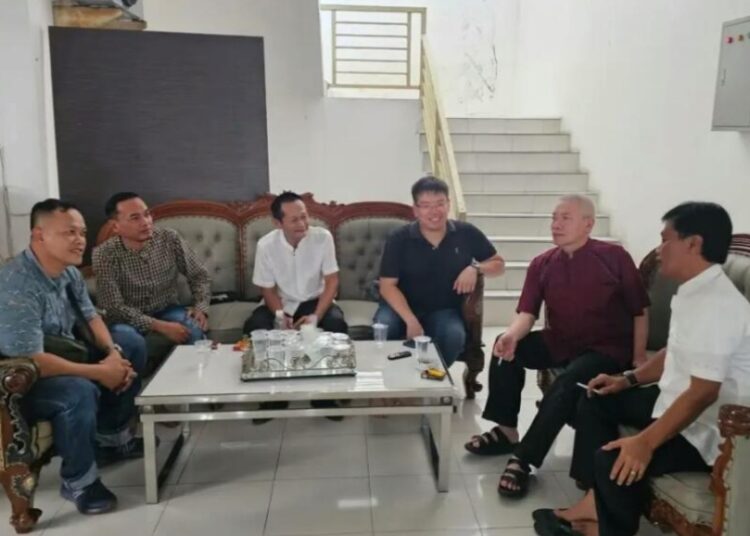 Walikota dan Suami Wakil Walikota Cirebon Berdamai