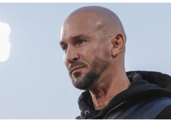 Ancaman Wolfsburg dan Konflik Manajemen, Christian Ilzer Pilih Fokus ke Lapangan