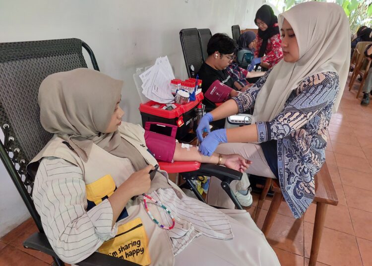 Akhiri November, Hutanika Gaungkan Semangat Berbagi Lewat Kampanye