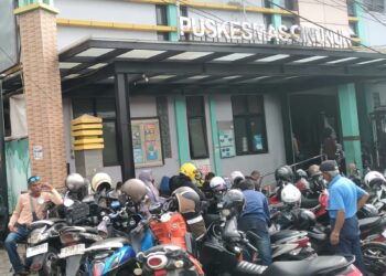 “Pasesedek” dan “Heurin”, Kantor Desa Cinunuk Berdempetan dengan Puskesmas dan 3 SD Negeri