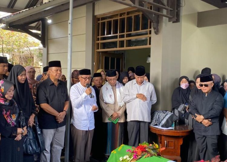 Kuningan Berduka H Sukardi Ayahanda Bupati Dian Wafat