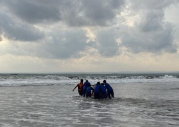 Lima Pelajar Asal Cileunyi Terseret Ombak Pantai Barat Pangandaran, Empat Selamat dan Satu Hilang