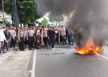 Aliansi Masyarakat Kuningan Menggugat Minta TNGC Dibubarkan
