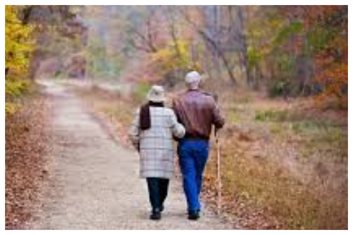 Sehat di Usia Senja, Ini 5 Cara Memilih Susu Khusus untuk Lansia