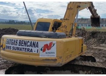Nindya Karya Salurkan Bantuan dan Alat Berat untuk Percepat Pemulihan Bencana di Sumatera