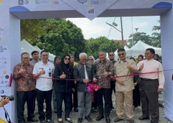 Ketua Komisi V DPRD Jabar Hadiri ARS Career Fair dan Lomba Robotik 2025