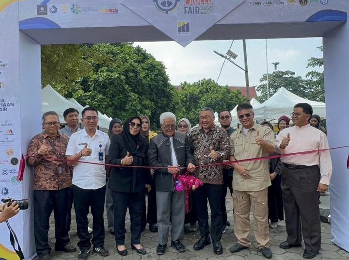 Ketua Komisi V DPRD Jabar Hadiri ARS Career Fair dan Lomba Robotik 2025