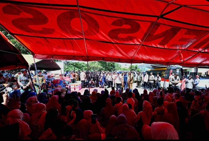 Kemensos Dirikan 28 Dapur Umum Layani 50 Ribu Korban Banjir dan Longsor Sumatra