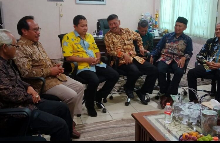 Ageung Sumaryana Terpilih Jadi Forum Purna Bhakti Disdik Kota Cirebon