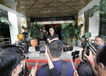 Penggalangan Dana Bencana Sebaiknya Berizin, Denny Sumargo Bagikan Pengalaman Ini