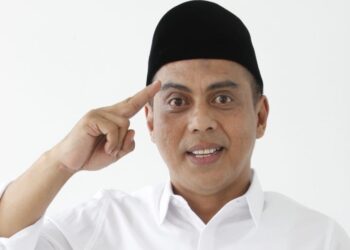 AGAMA BARU , BERTUHAN HP