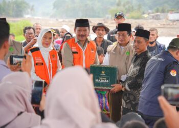 Bersama Menag, BAZNAS RI Salurkan Bantuan Prasarana Pendidikan untuk Madrasah di Pidie Jaya Aceh
