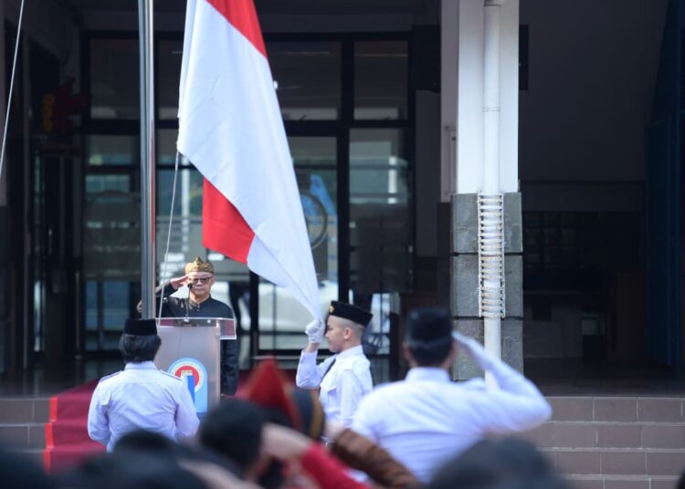 Kemendikdasmen Tetapkan Pagi Ceria dan Upacara Bendera di Hari Pertama Semester Genap