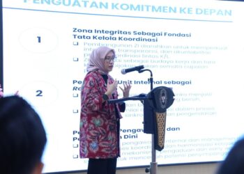 Menteri PANRB Sampaikan Strategi Akselerasi Zona Integritas Kemenko Kumham Imipas
