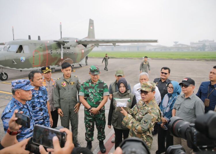 Tebar Benih Tanaman Gunakan Pesawat CASA C-212, Kang DS Ucapkan Terima Kasih Kepada Panglima TNI