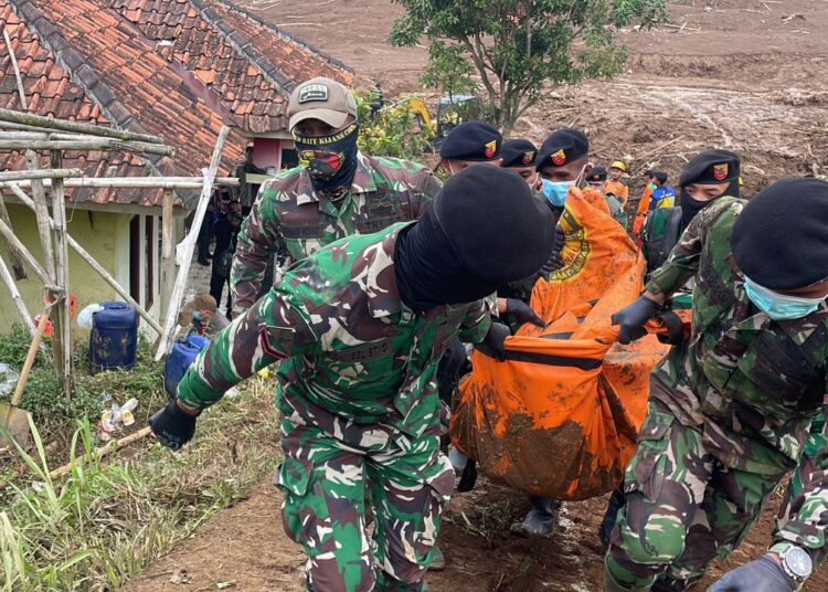 Hari ke-4 Pencarian, Tim SAR Gabungan Temukan 9 Bodypack, Total yang Dievakuasi 48 Jasad