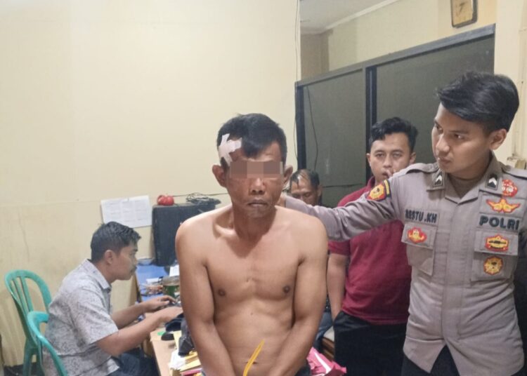 Kepergok Mencuri Motor, Pelaku di Gebukin Warga secara Gotong-royong