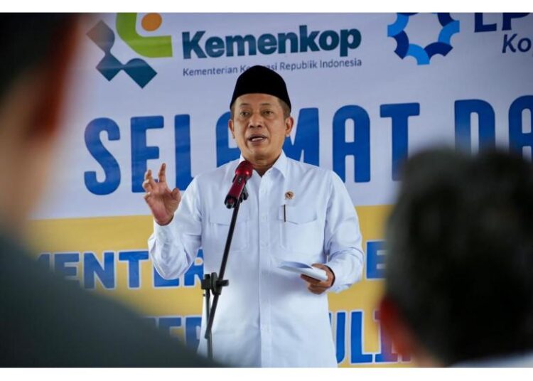 Menkop Dukung Langkah KPBS Pangalengan Produksi Susu UHT dan Masuk Ekosistem MBG