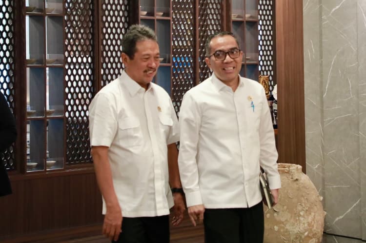 Kemdiktisaintek dan KKP Kolaborasi Riset Motor Listrik Kapal Nelayan