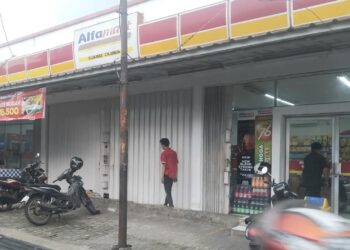 Alfamart di Cinunuk Dibobol Maling, Ratusan Bungkus Rokok Digasak Maling