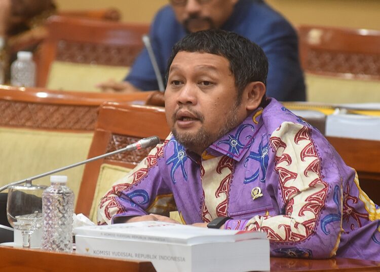 DPR Nilai Pernyataan Jokowi soal UU KPK Kurang Tepat