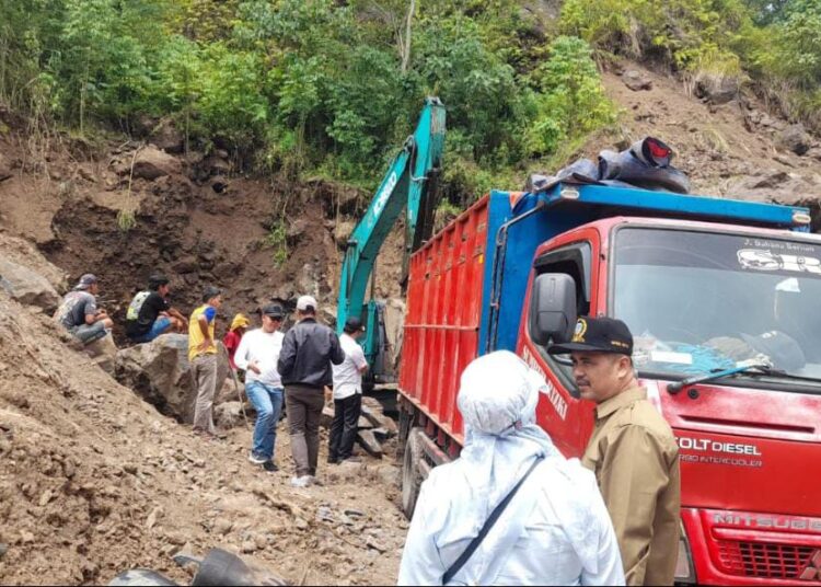 Komisi III DPRD Kota Tasikmalaya dan Polisi Sidak dan Hentikan Tambang Pasir Ilegal