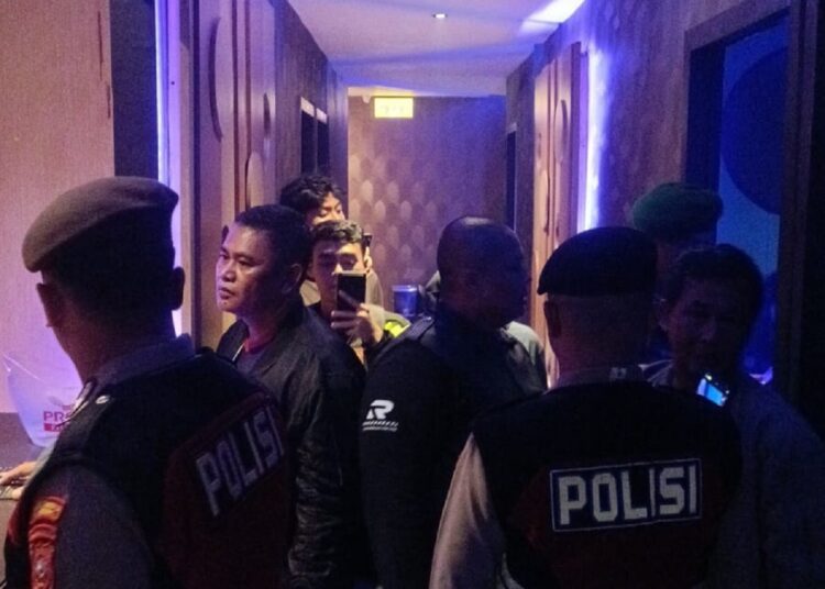 Razia Imlek: Satpol PP Tertibkan Sejumlah Tempat Hiburan Malam di Kota Bandung