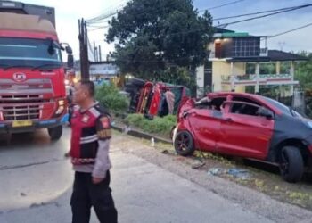 Tiga Kendaraan Tabrakan Beruntun, Dua Luka Berat dan Empat Luka Ringan