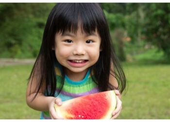 Kesehatan Anak 1 Tahun: Pentingnya Makanan, Tidur dan Bermain