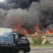 Pabrik Plastik di Cibolerang Bandung Terbakar Asap Hitam Membumbung Tinggi