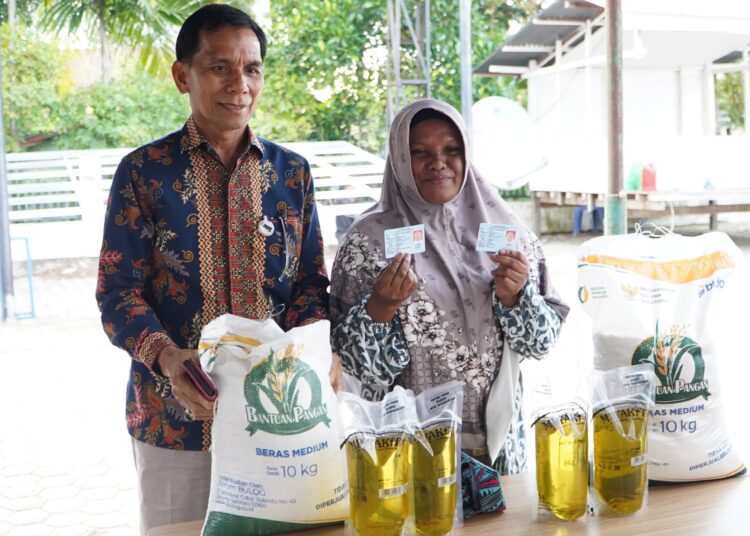 Bapanas dan Bulog Percepat Realisasi Bantuan Pangan Beras dan Minyak Goreng