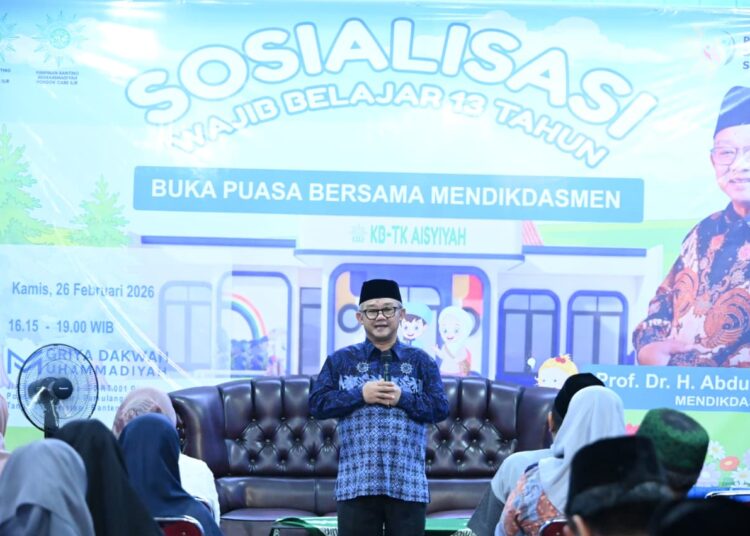 Sosialisasi Wajib Belajar 13 Tahun, Mendikdasmen Dorong Penguatan Guru PAUD dan Pemenuhan Gizi Anak