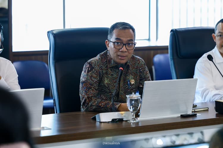 Dukung Riset Prioritas Nasional, Kemdiktisaintek Perkuat Kolaborasi dengan LPDP