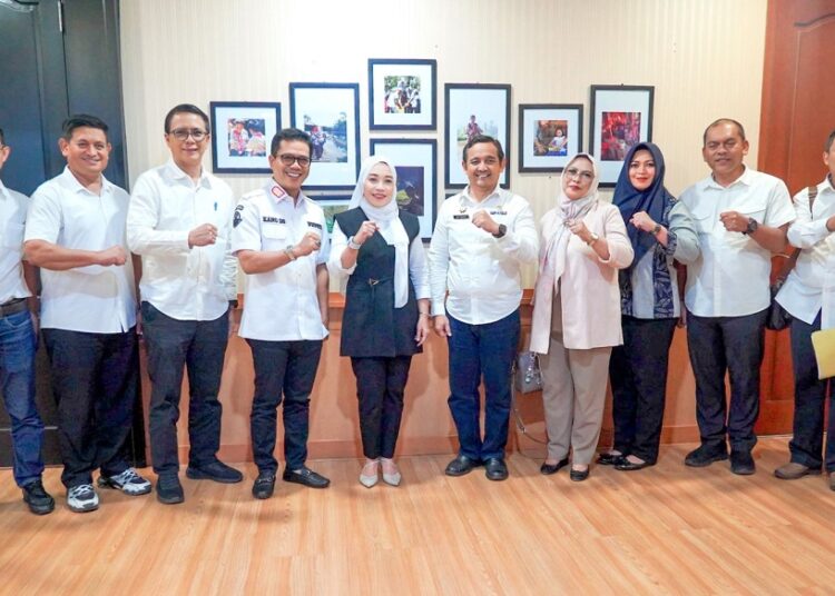 Bupati Bandung Sampaikan Kabar Gembira: SE Mendikdasmen Terbit, Honor Guru P3K PW Bisa Dibayar Lewat Dana BOSP