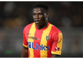 Lameck Banda Pingsan di Laga Lecce vs Napoli, Kondisinya Dipastikan Stabil