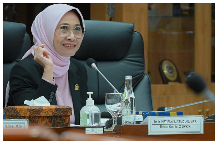 Wacana Belajar dari Rumah Mencuat, DPR Minta Sekolah Tetap Tatap Muka