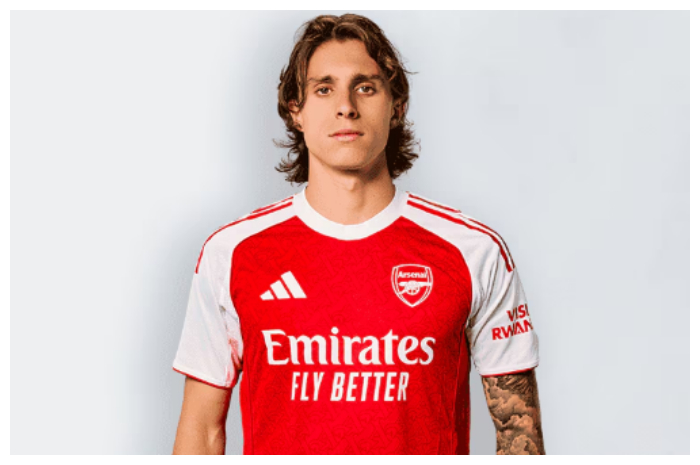 Chelsea Pantau Situasi Riccardo Calafiori di Arsenal