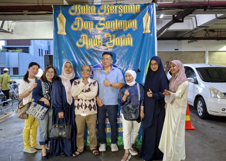 Jalin Silaturahmi HP2B Santuni Anak Yatim dan Bukber