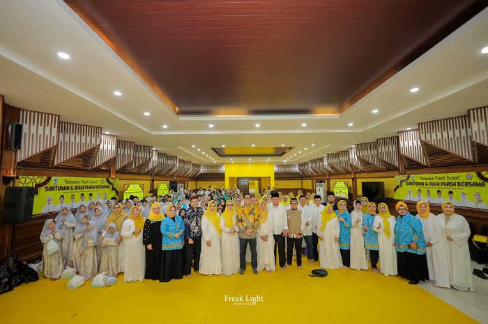 KPPG dan KWSI Jabar Berikan Santunan kepada Anak-anak Yatim dan Kaum Dhuafa