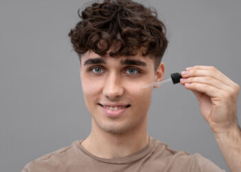 PEJUANG GLOW UP SINI! Ungkap Manfaat Retinol untuk Wajah, Apa Saja?