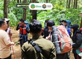 Serunya 2.559 Pendaki Menikmati Momen Lebaran di Gunung Ciremai