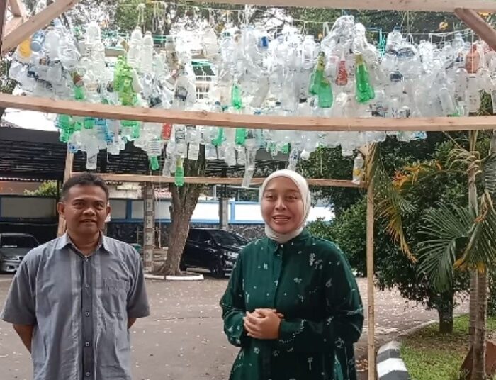 Putri Karlina: Mengolah Sampah Mulailah dari Diri Sendiri