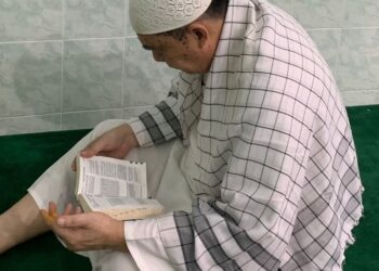 MEMBACA FENOMENOLOGI ITIKAF