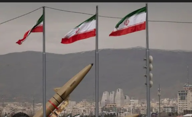 Kenapa Pemimpin Iran Begitu Dicintai Rakyatnya?